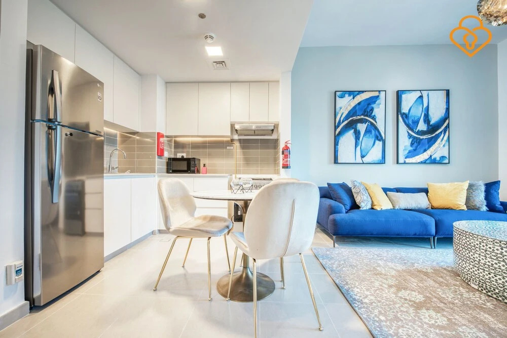 Дубай: 1 B/R Apt 411 Hayat Boulevard Townsquare