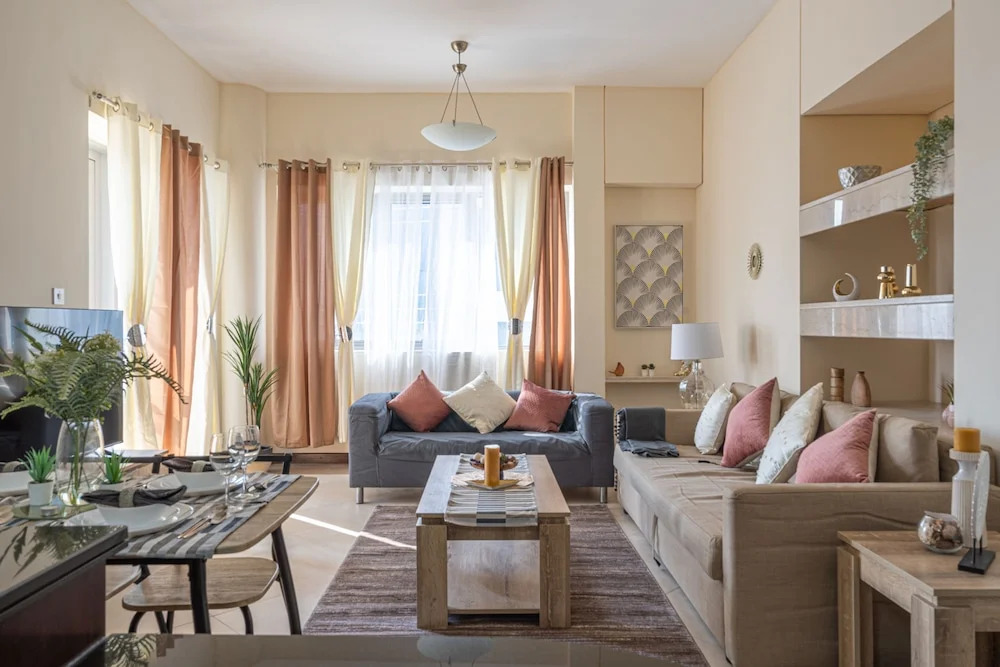 Дубай: HiGuests - Port Saeed Building