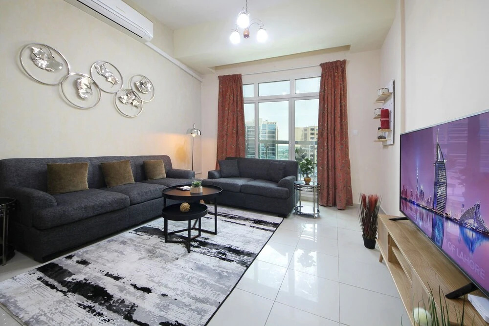 Дубай: Premium 1 BHK in La Vista Silicon Oasis