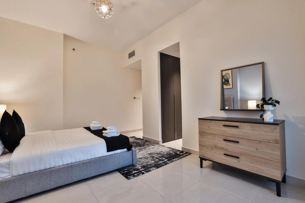 Дубай: Luxe 1Bed Apt - Balcony & View