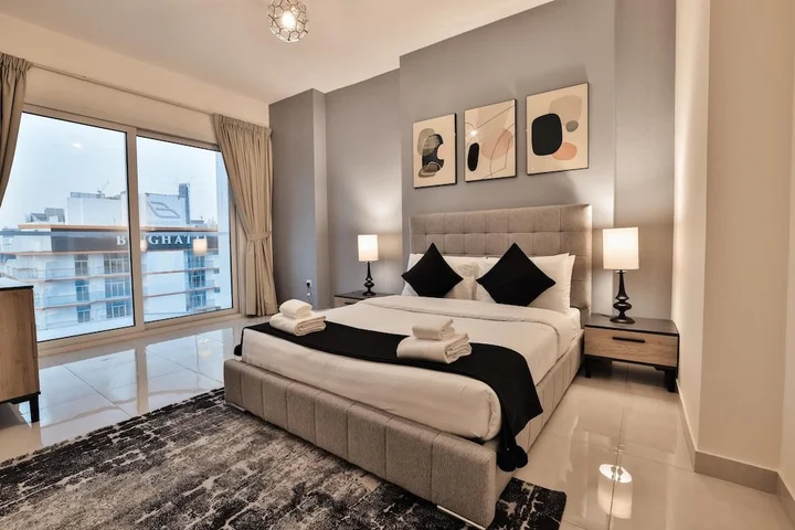 Дубай: Luxe 1Bed Apt - Balcony & View