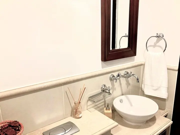 Дубай: Luxurious 2 bedroom w/terrace Downtown