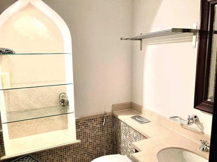Дубай: Luxurious 2 bedroom w/terrace Downtown