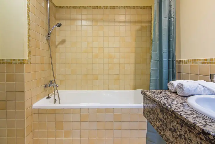 Дубай: Jbr Very Cozy 2 Br Apartment High Floor Sea View