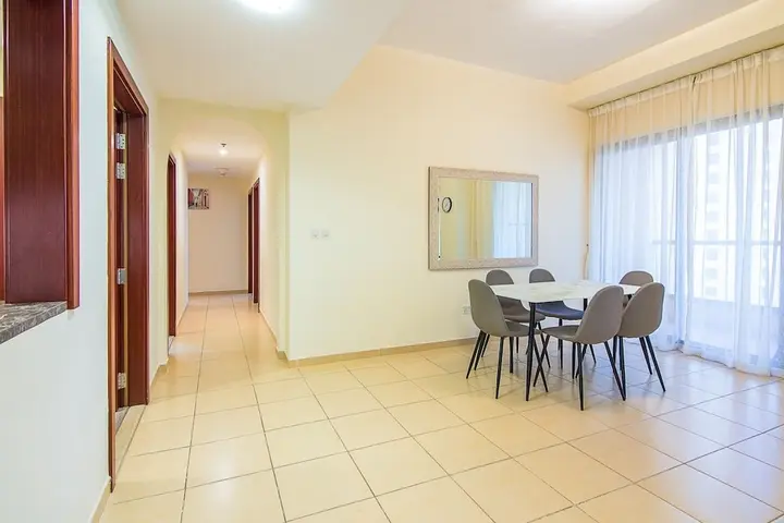 Дубай: Jbr Very Cozy 2 Br Apartment High Floor Sea View