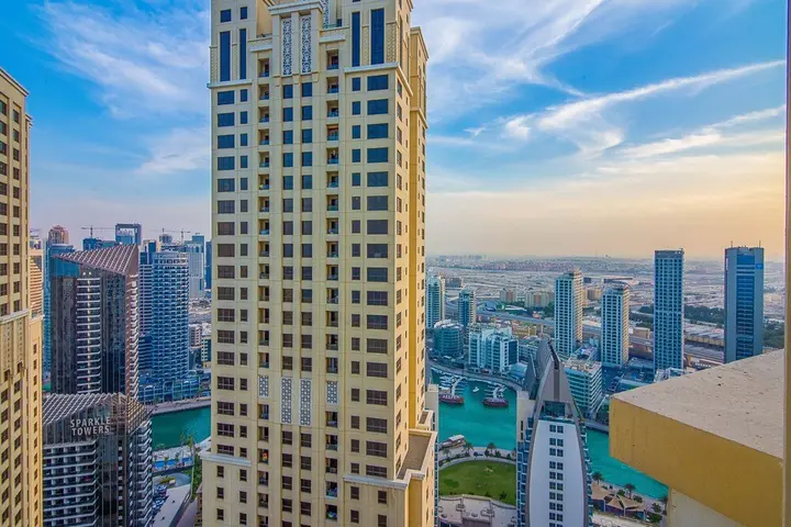 Дубай: Jbr Very Cozy 2 Br Apartment High Floor Sea View