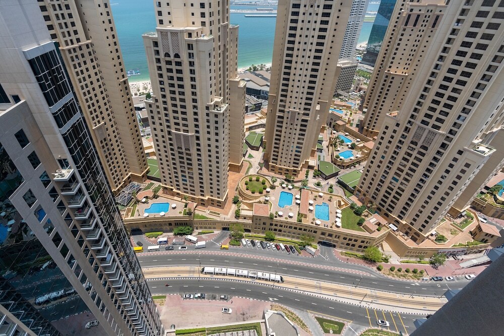 Дубай: Paloma Tower 3704