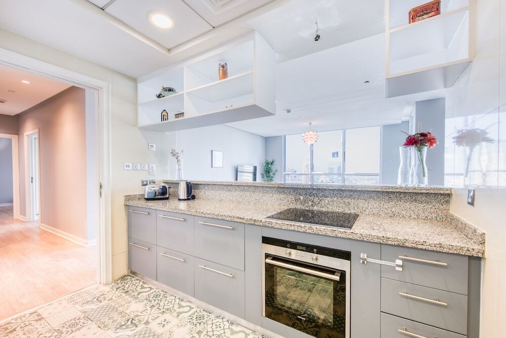 Дубай: Maison Privee - Skyline & Sea Vw Nxt to Beach, in Dubai Marina