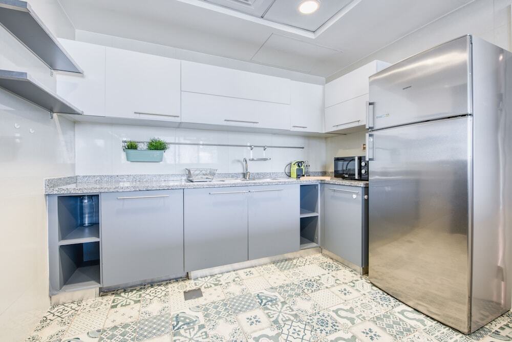 Дубай: Maison Privee - Skyline & Sea Vw Nxt to Beach, in Dubai Marina