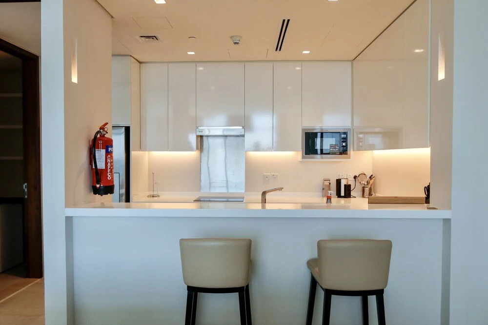 Дубай: SuperHost - Spacious Apartment With Balcony and Large Pool