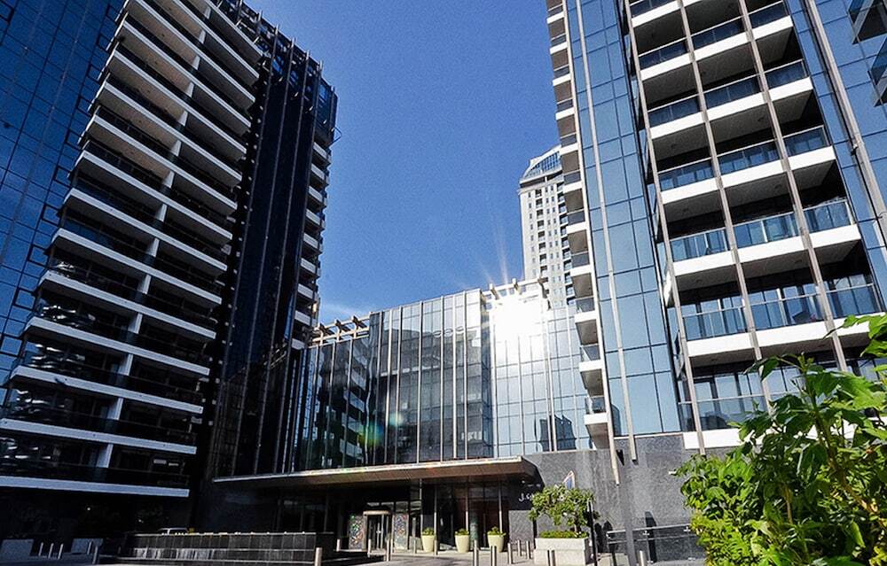 Дубай: KOHH – 1BR in Sparkle Towers