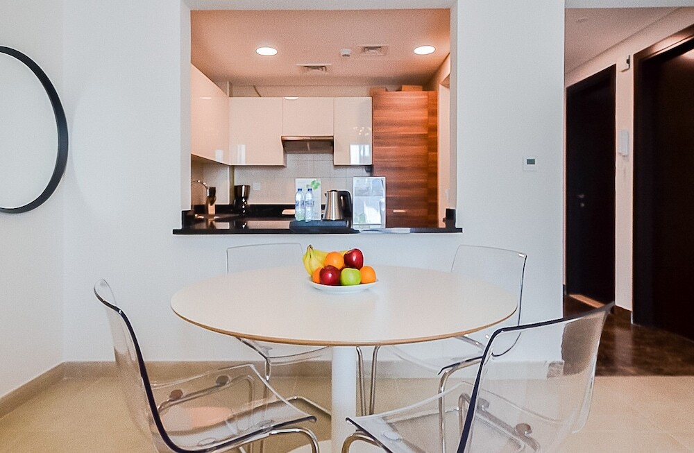Дубай: KOHH – 1BR in Sparkle Towers