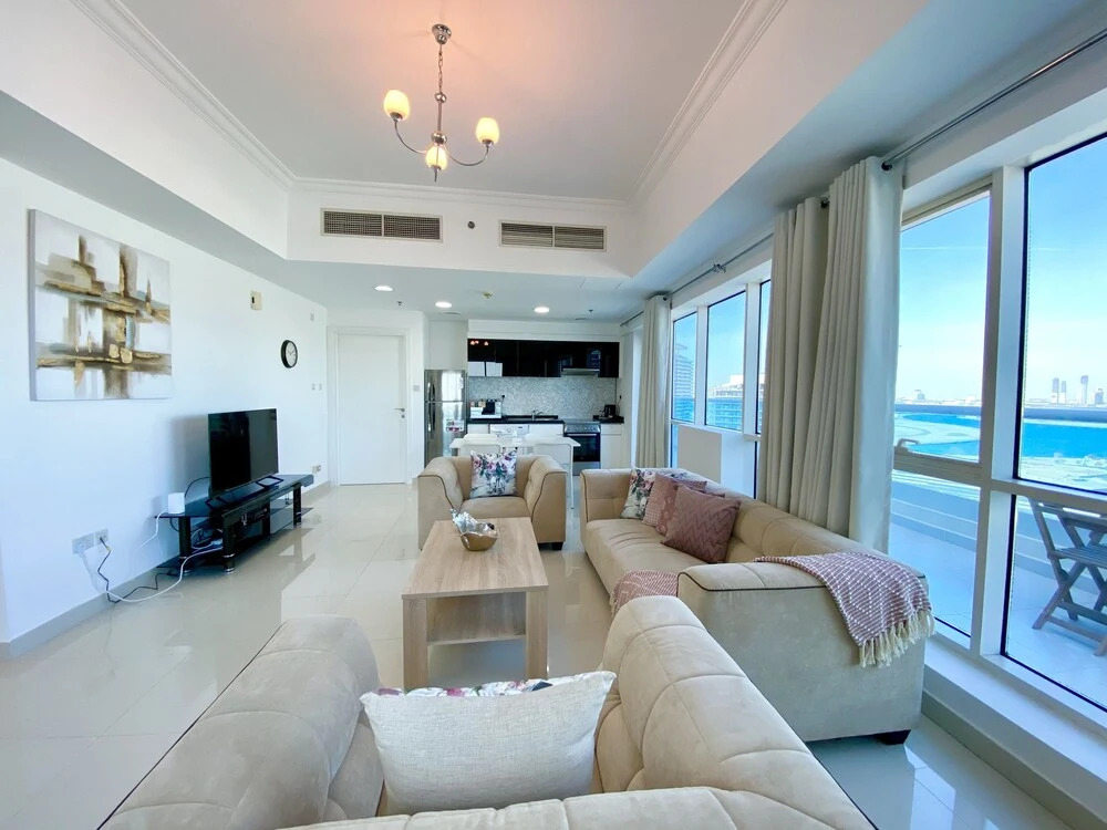 Дубай: Luxe Apt with Panoramic Views and Terrace