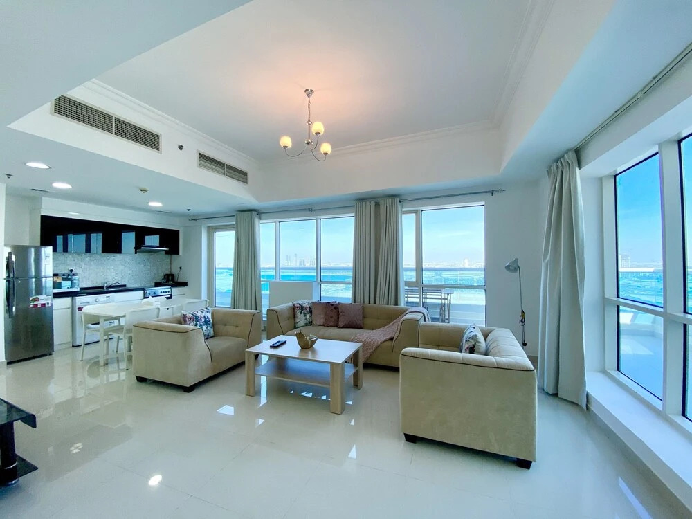 Дубай: Luxe Apt with Panoramic Views and Terrace