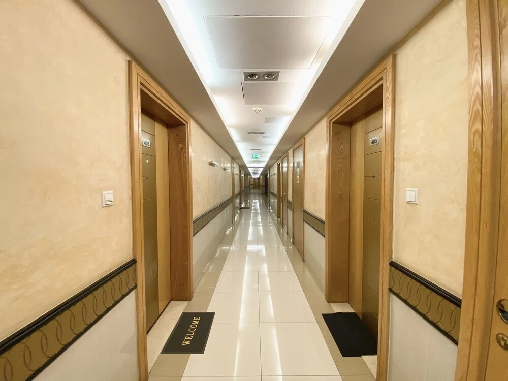 Дубай: Luxe Apt with Panoramic Views and Terrace