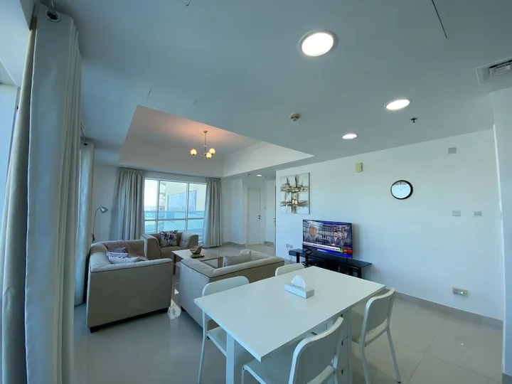 Дубай: Luxe Apt with Panoramic Views and Terrace