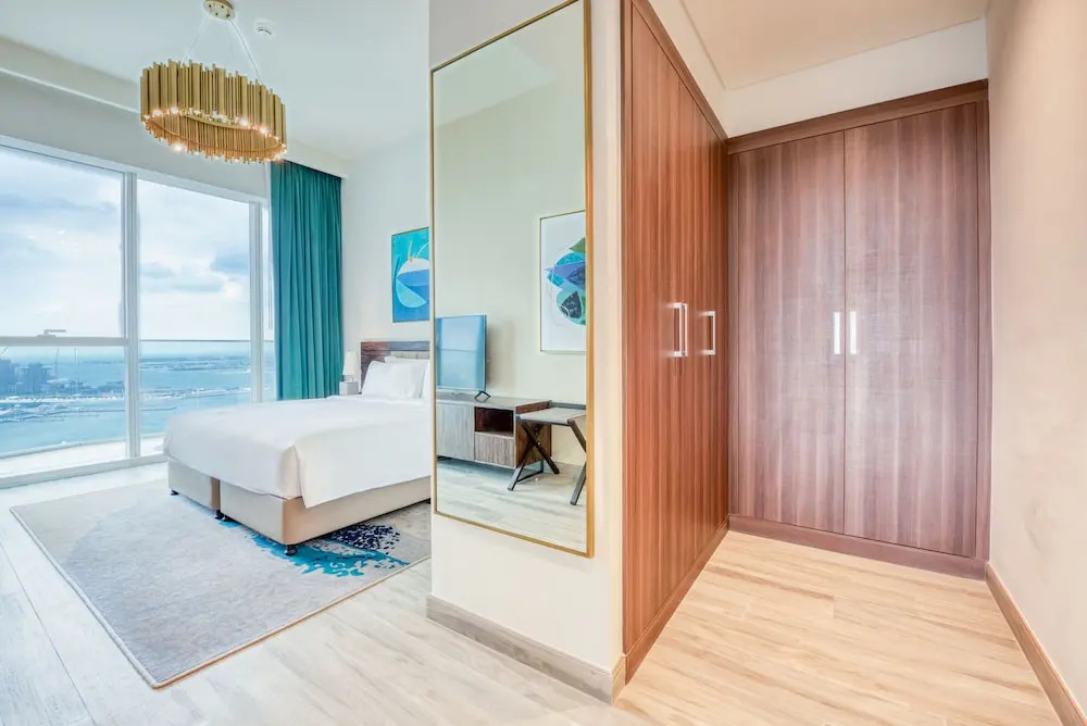 Дубай: Avani Luxury Apartments