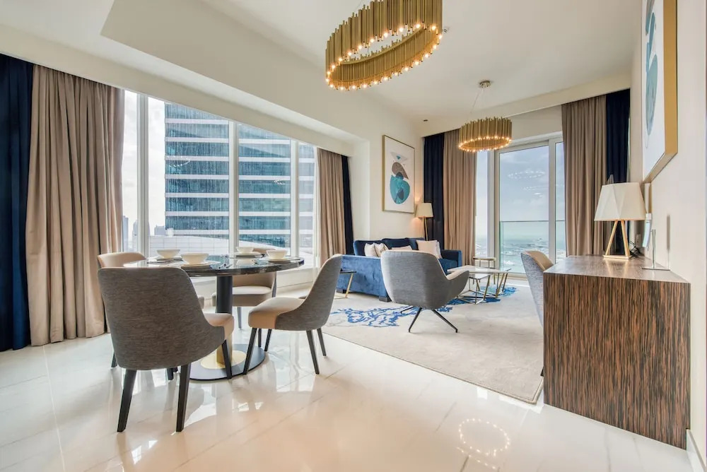 Дубай: Avani Luxury Apartments