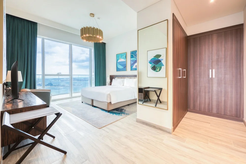 Дубай: Avani Luxury Apartments