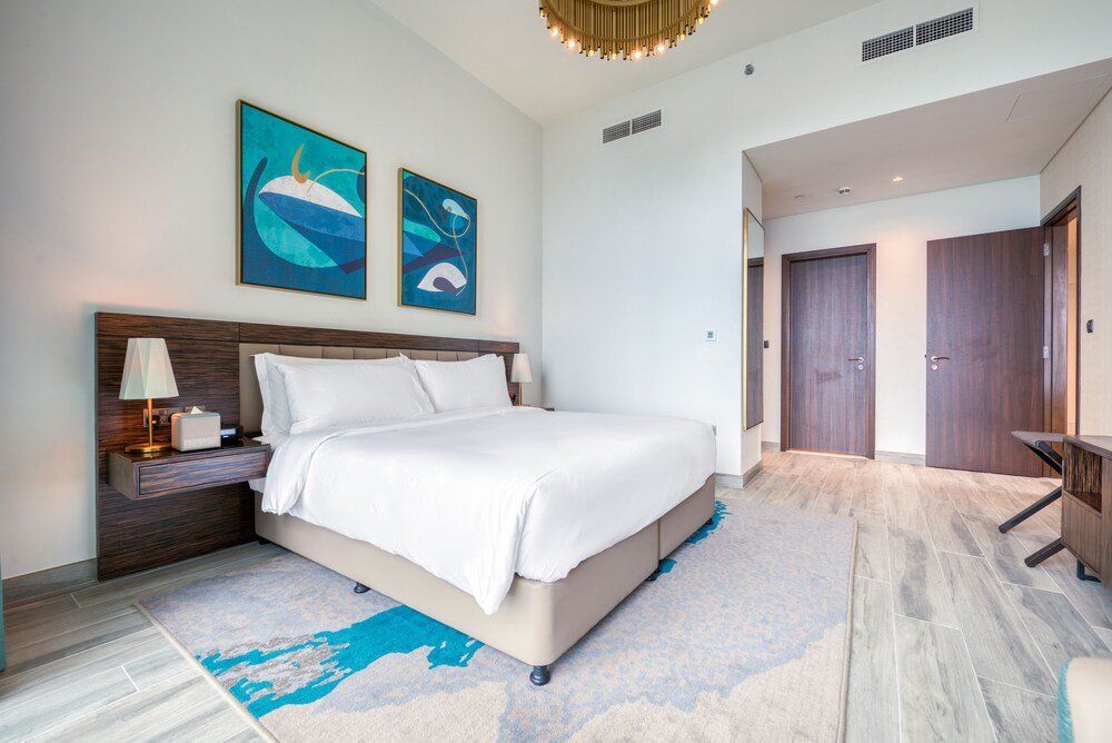 Дубай: Avani Luxury Apartments
