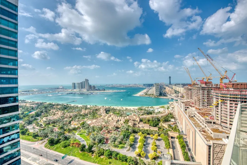 Дубай: Avani Luxury Apartments