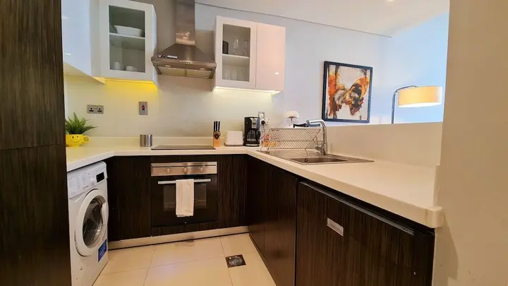Дубай: Marco Polo - Serene 1 BR APT amidst Golf Course with Gym & Pool