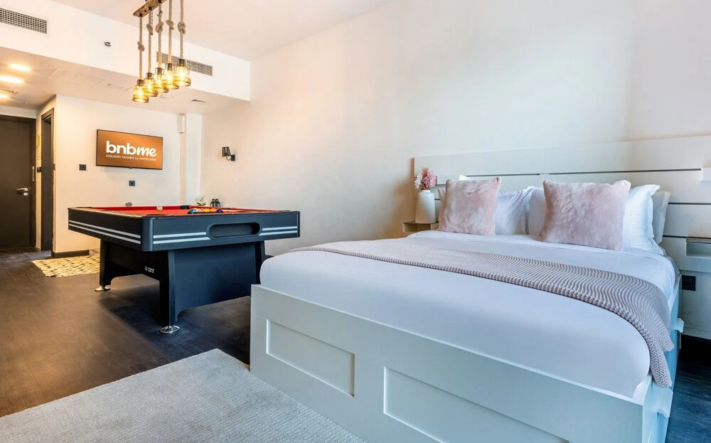 Дубай: St-Lago Vista Tower-1412 by bnbme homes