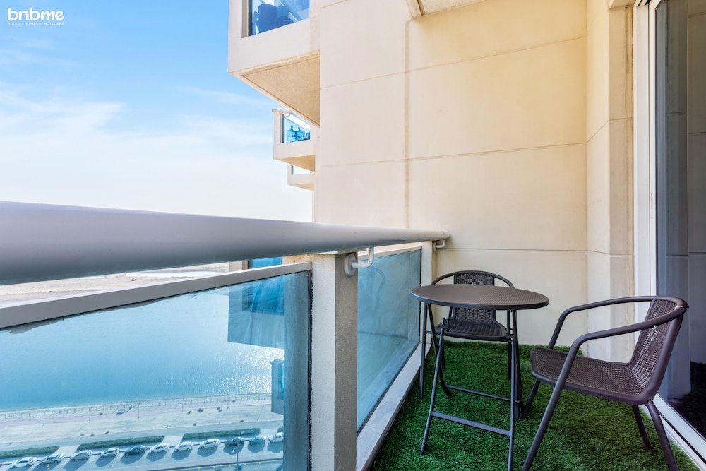 Дубай: St-Lago Vista Tower-1412 by bnbme homes