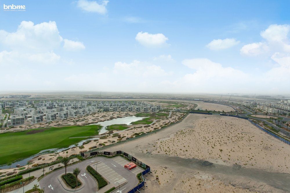 Дубай: 1B-Golf Views-1001 by bnbme homes