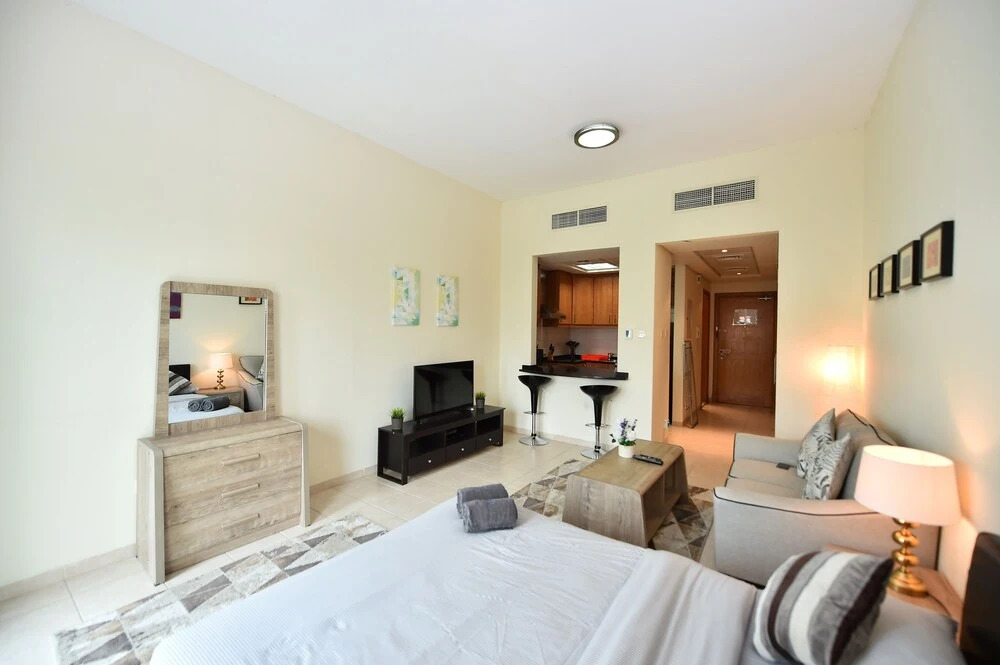 Дубай: JHN - Fully Furnished Studio Apartment