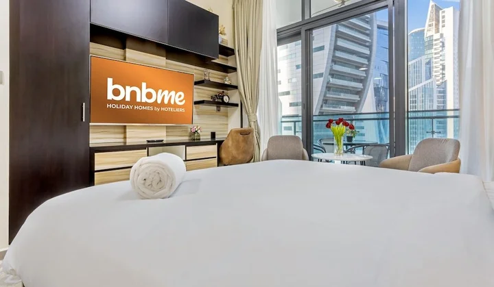 Дубай: bnbme | Merano Tower | STUDIO