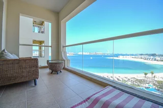 Дубай: Palm Jumeirah's Spectacular Ocean-View Apartment - NBT
