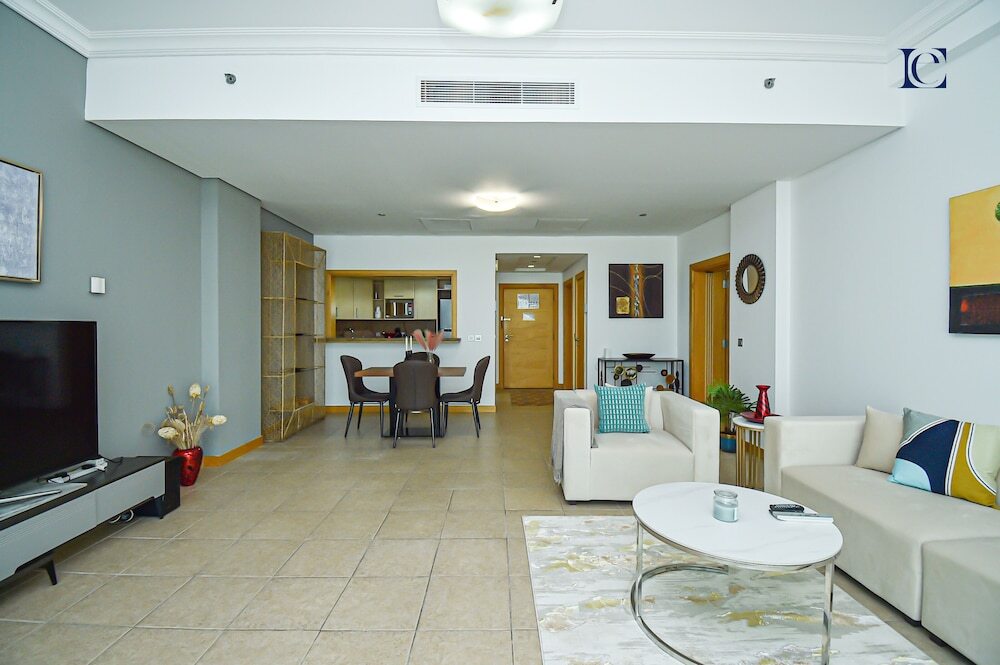 Дубай: Palm Jumeirah's Spectacular Ocean-View Apartment - NBT