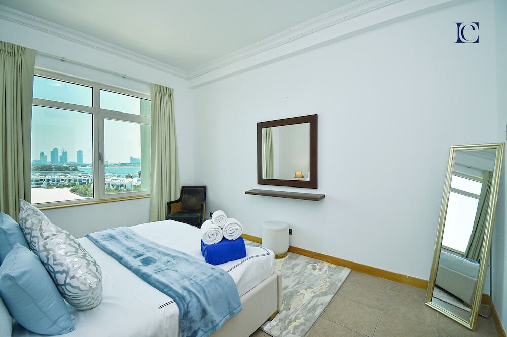 Дубай: Palm Jumeirah's Spectacular Ocean-View Apartment - NBT