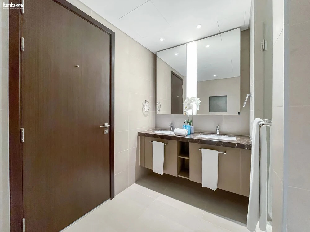 Дубай: bnbme | Boulevard Heights | 3 + Maids