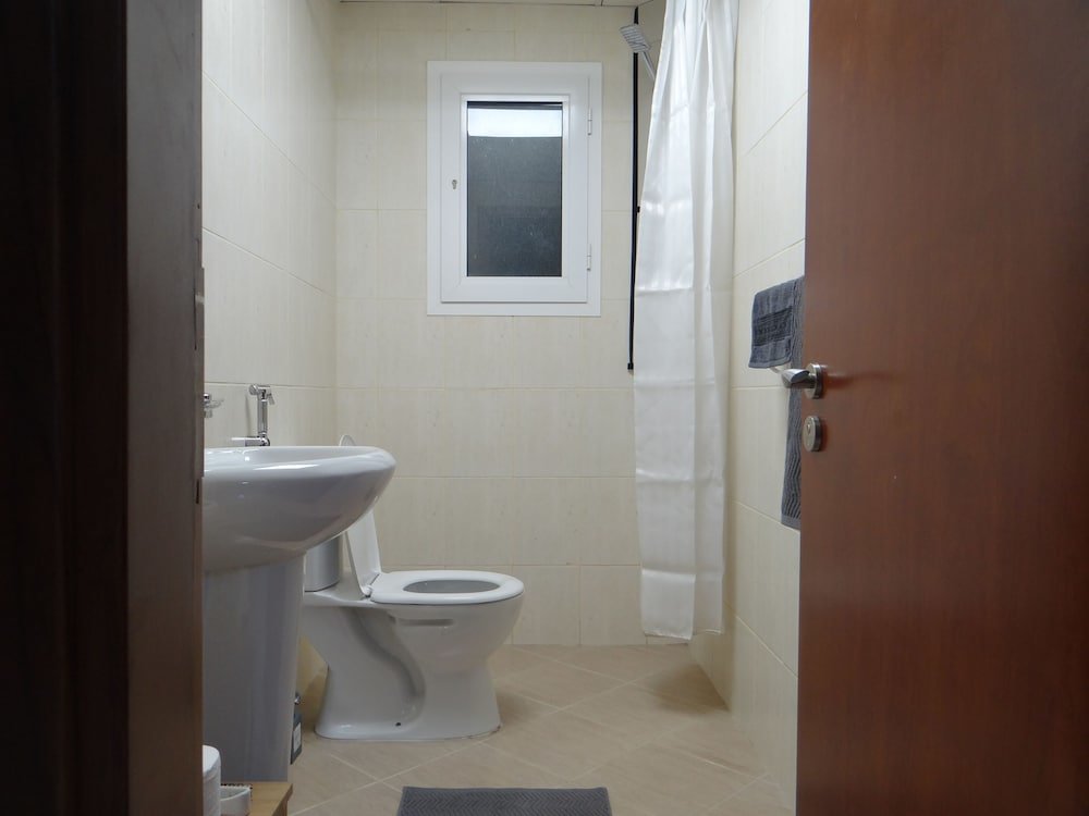 Дубай: Entire 1 Bedroom Apartment at Jumeirah Village Circle, Dubai