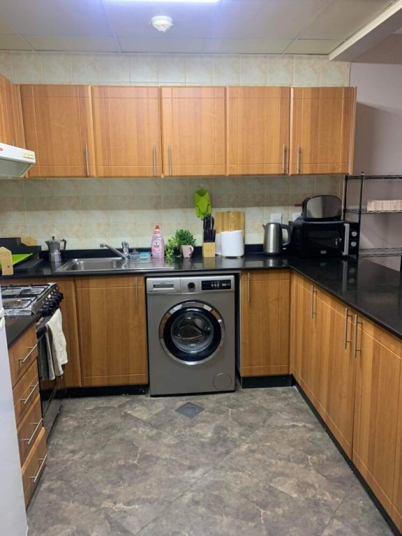 Дубай: Entire 1 Bedroom Apartment at Jumeirah Village Circle, Dubai