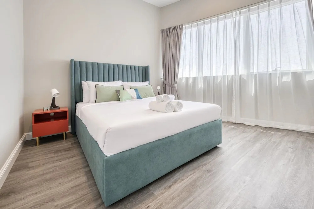 Дубай: Luxury 4BR Apartment in Horizon Towers