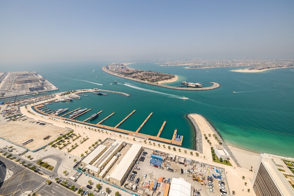 Дубай: DHH Sunrise Bay 1- Emaar Beachfront