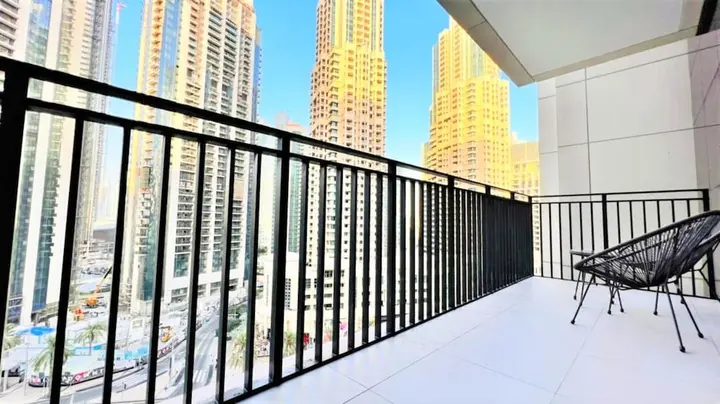 Дубай: Luxurious Downtown Apt. with stunning views