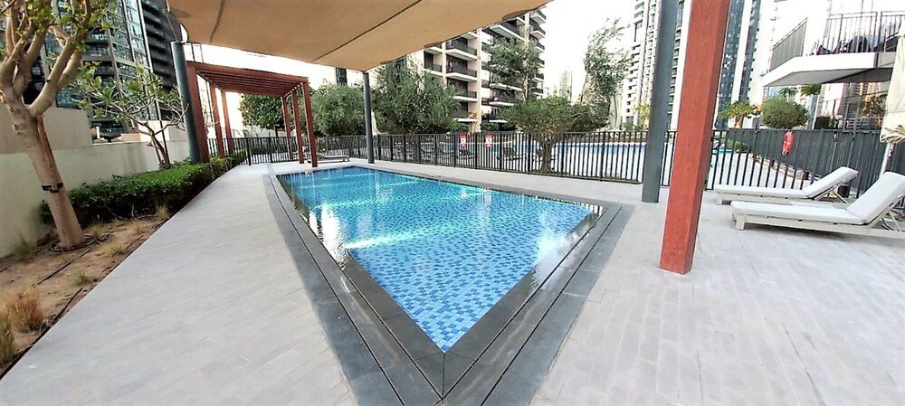 Дубай: Luxurious Downtown Apt. with stunning views