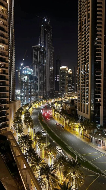 Дубай: Luxurious Downtown Apt. with stunning views