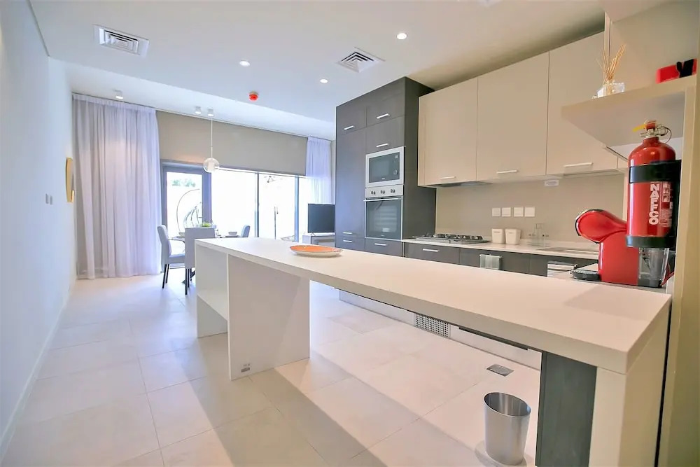 Дубай: Amazing 1bedroom With Balcony at Park View Dubai