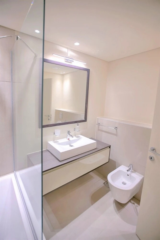 Дубай: Amazing 1bedroom With Balcony at Park View Dubai