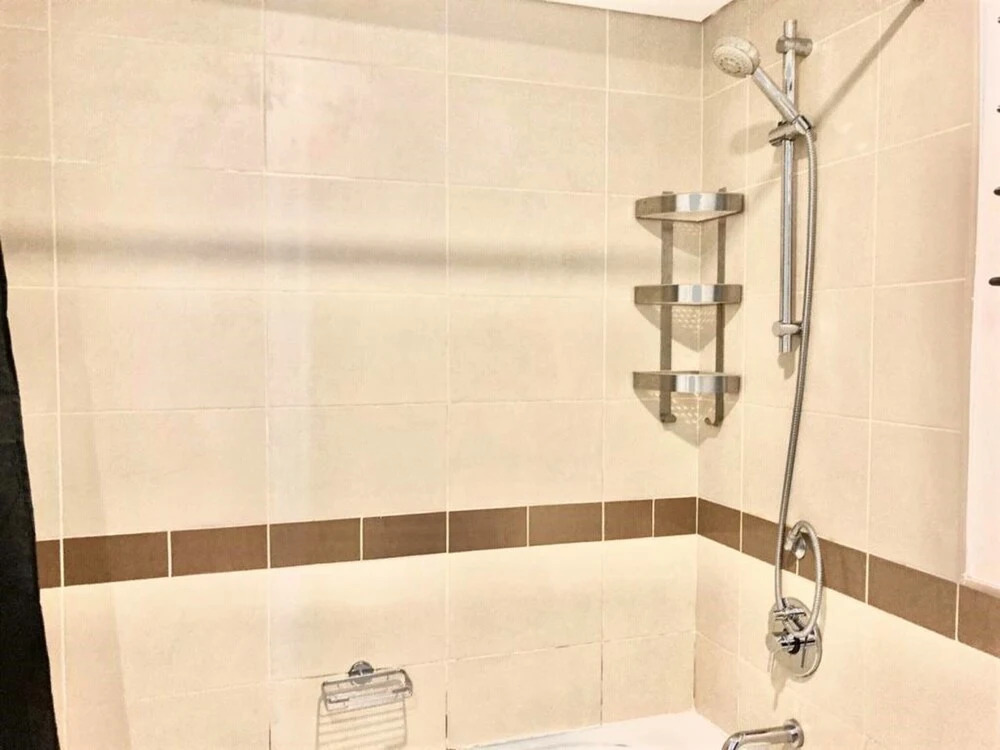 Дубай: Stunning Downtown apartment with balcony
