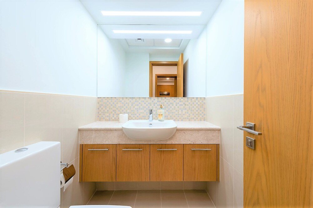 Дубай: Luxurious 1 bedroom with balcony Downtown Dubai