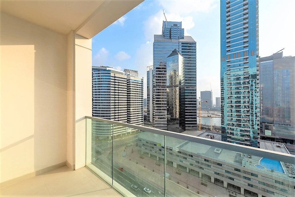 Дубай: Luxurious 1 bedroom with balcony Downtown Dubai