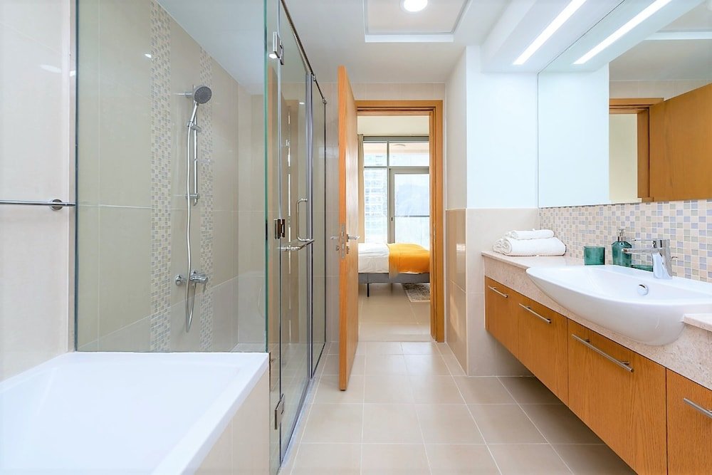 Дубай: Luxurious 1 bedroom with balcony Downtown Dubai