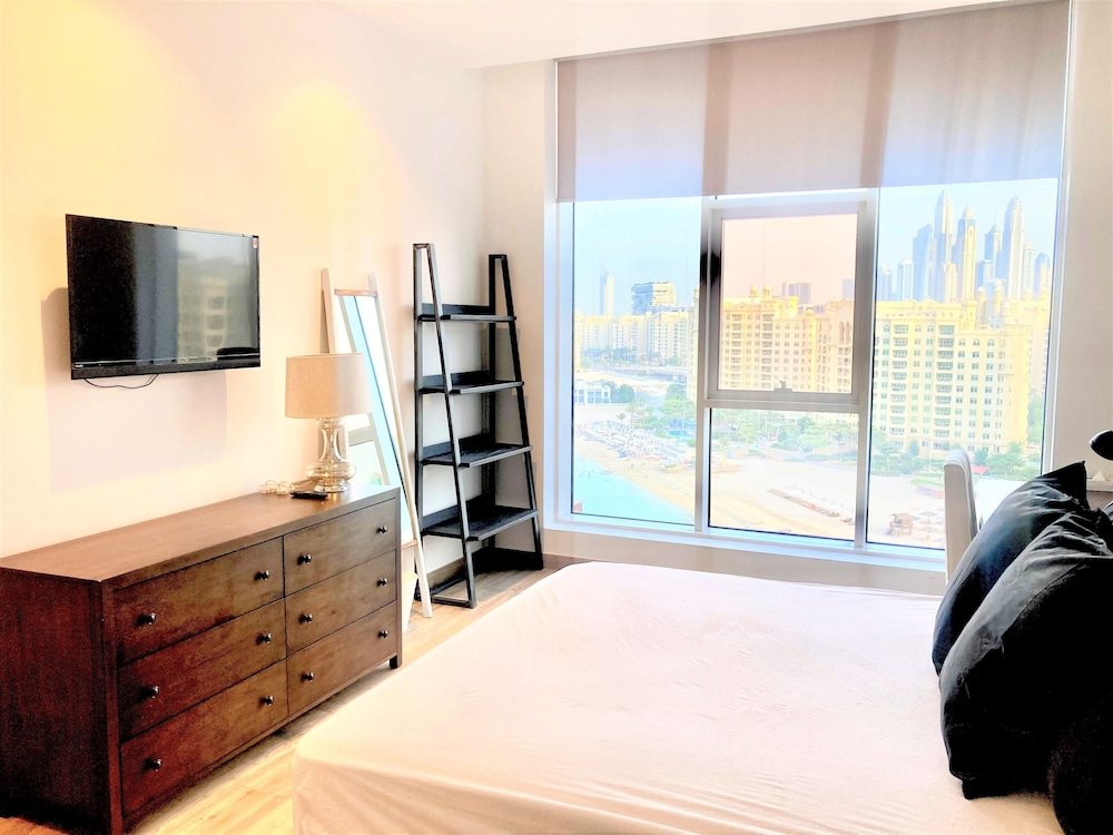 Дубай: Ultimate Luxury Palm Jumeirah -Tiara Beach access