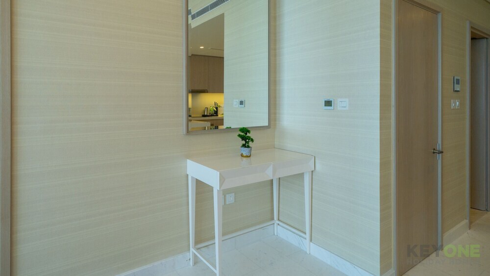 Дубай: Kohh - 1br in the Palm Tower